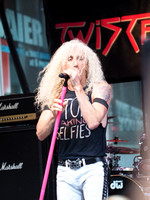 Twisted Sister-008