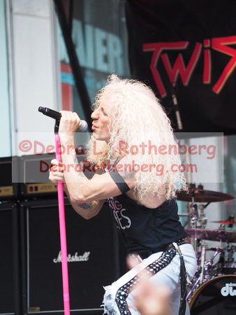 Twisted Sister-017