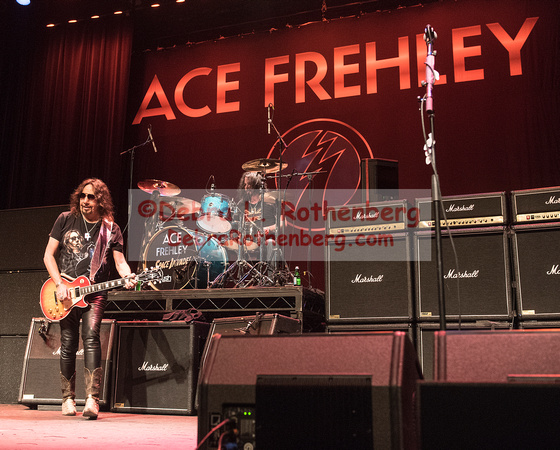 Ace Frehley-055