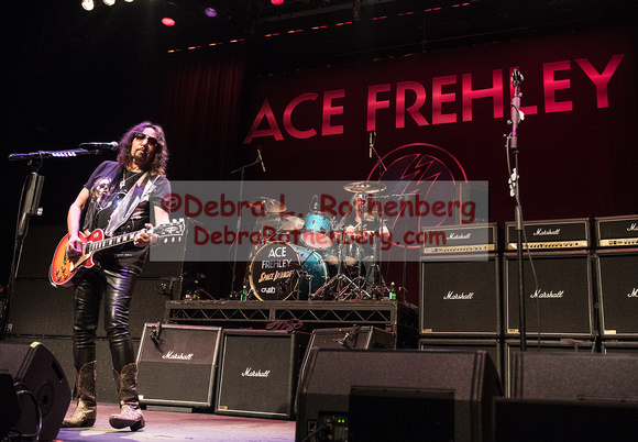 Ace Frehley-058