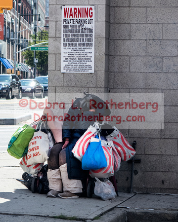 Homeless in NYC 2021l-010