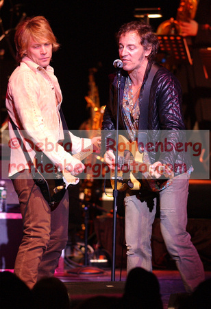 Bruce Springsteen with Jon Bon Jovi-Hope Concert 2003