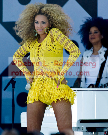 Beyonce_DLR-026
