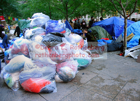 OccupyWallStreet_DLR-025